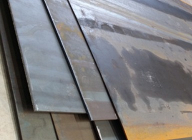Comparison of material Q245R and Q345R steel plate