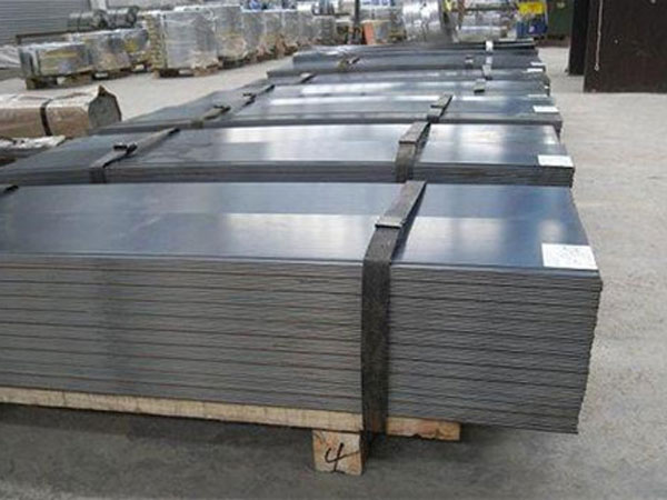 EN10025-2 S235J2碳和低合金钢板上出售